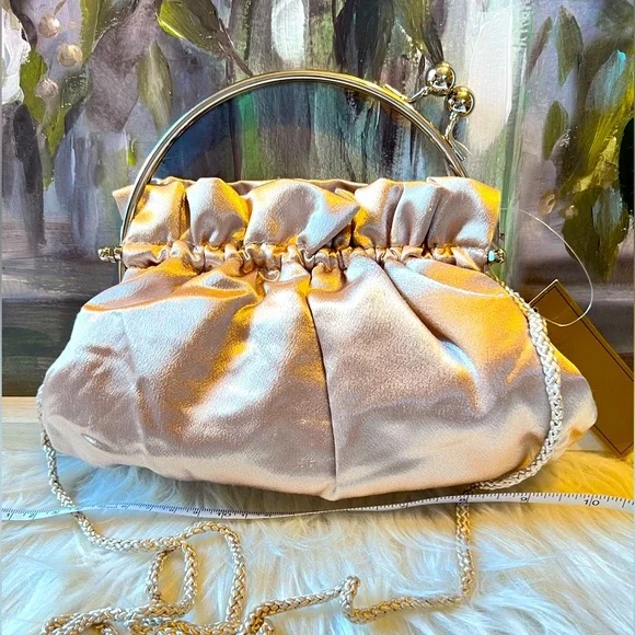 La Regale “Satin” Evening Bag - Picture 9 of 9